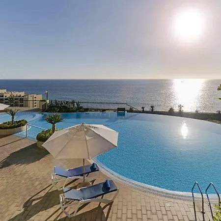 Formosa Infinity Pool Apartment *